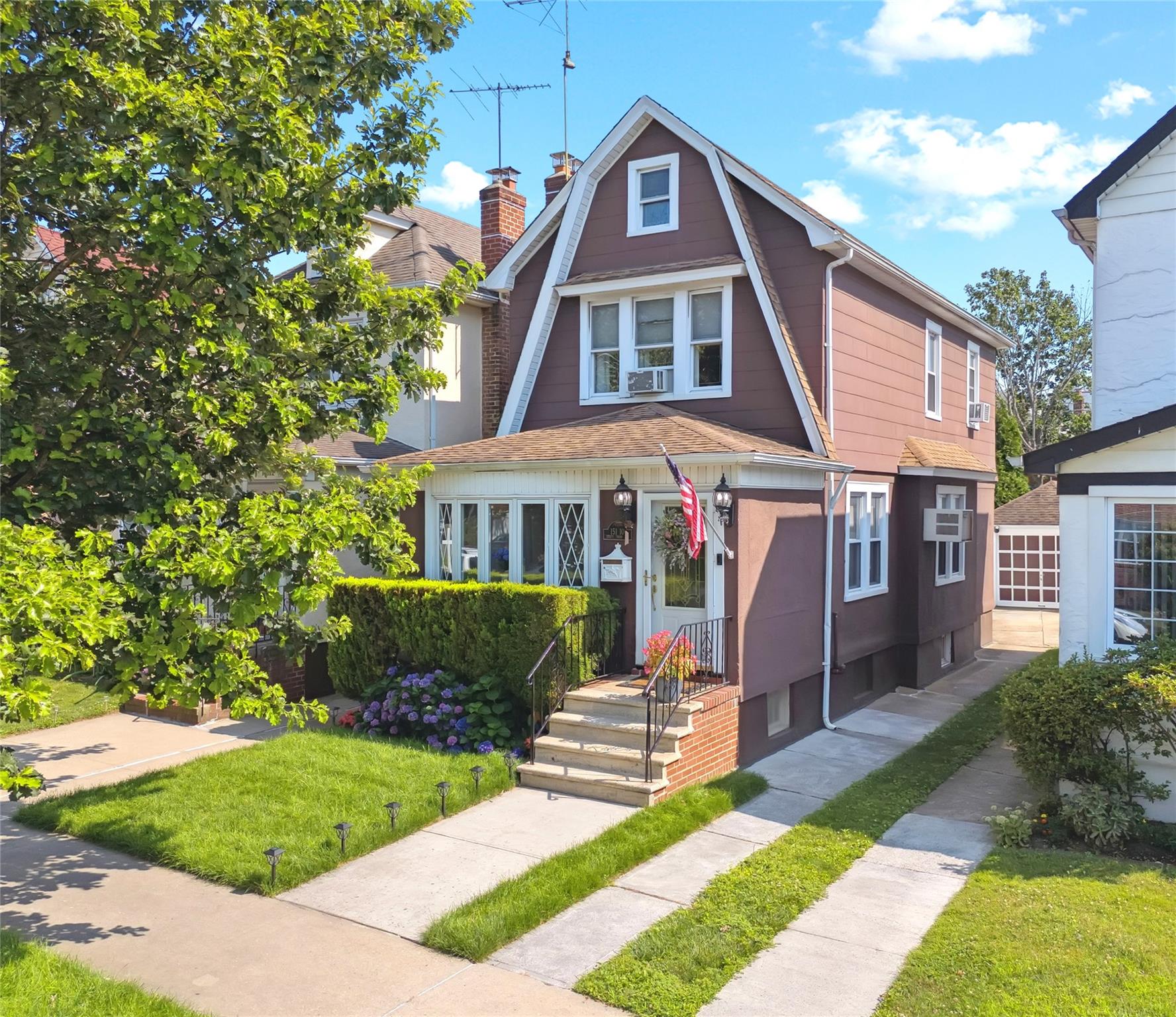 151-10 33rd Avenue, Flushing, NY 11354