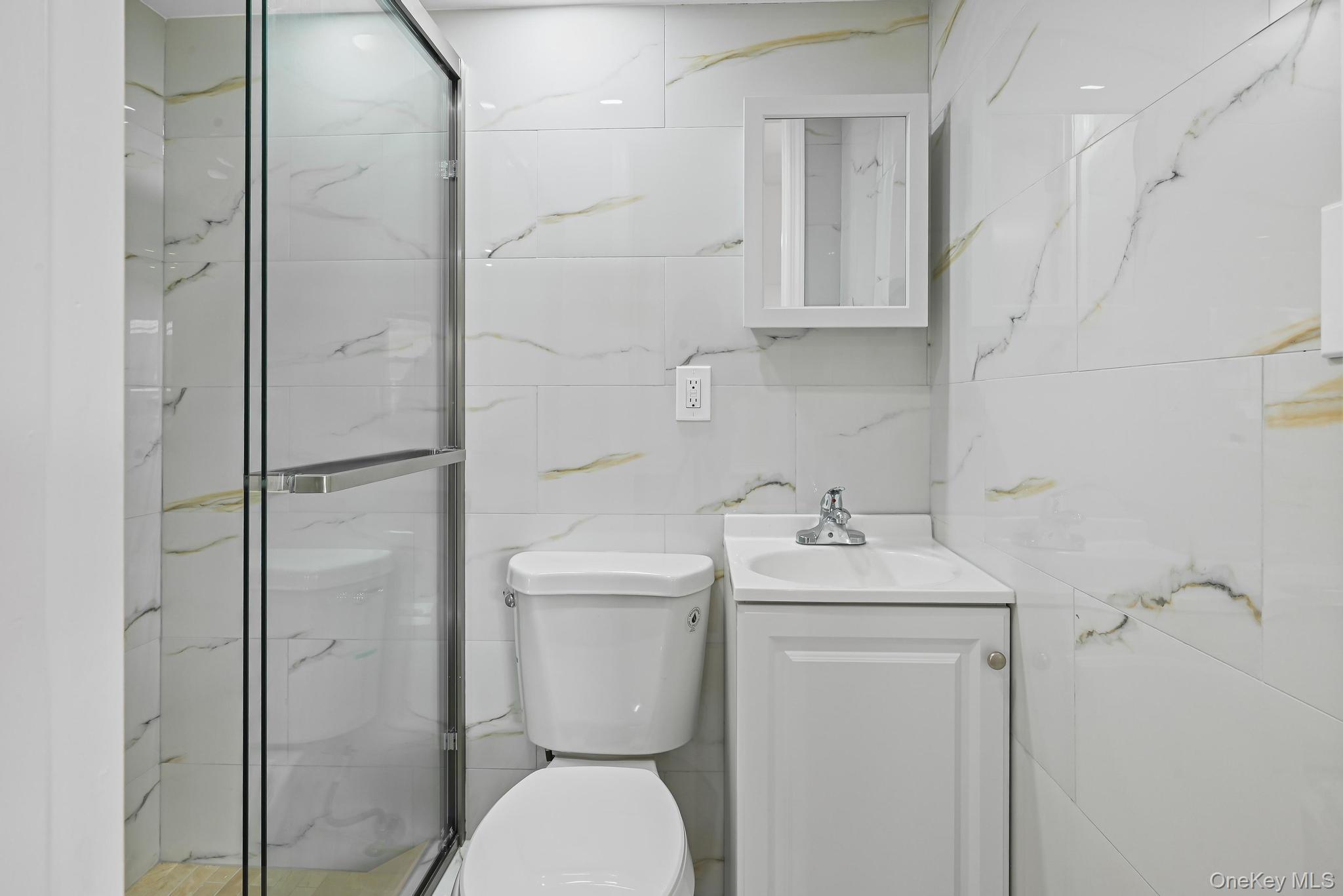 96 S Windhorst Avenue, Bethpage, NY 11714