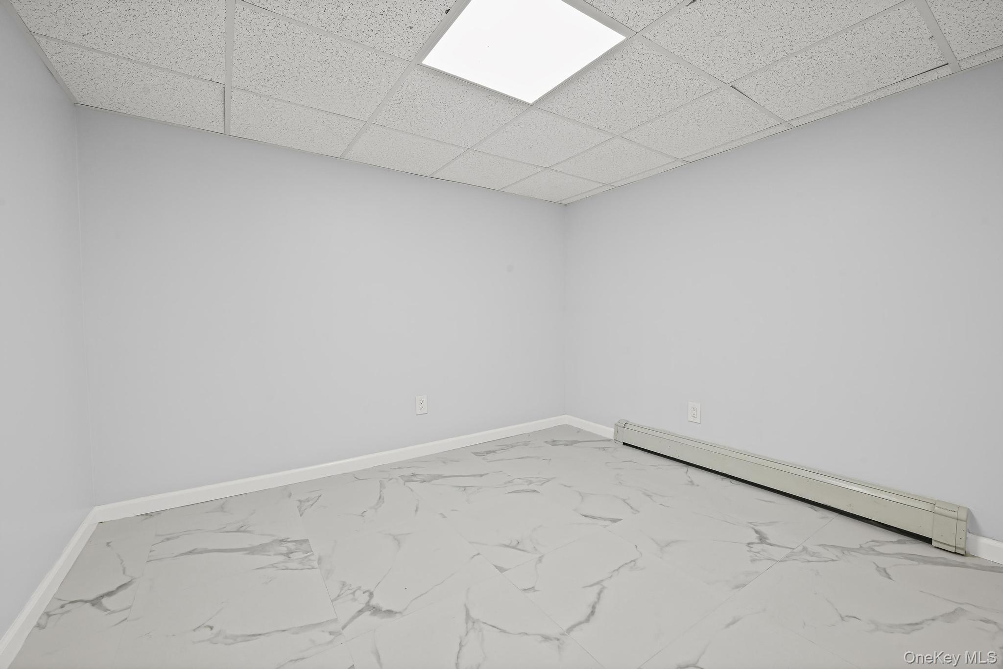 96 S Windhorst Avenue, Bethpage, NY 11714