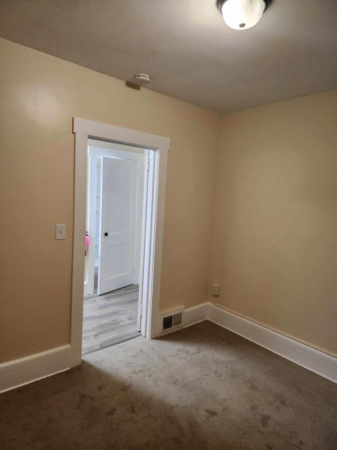 114 E Main Street # 3, Middletown, NY 10940