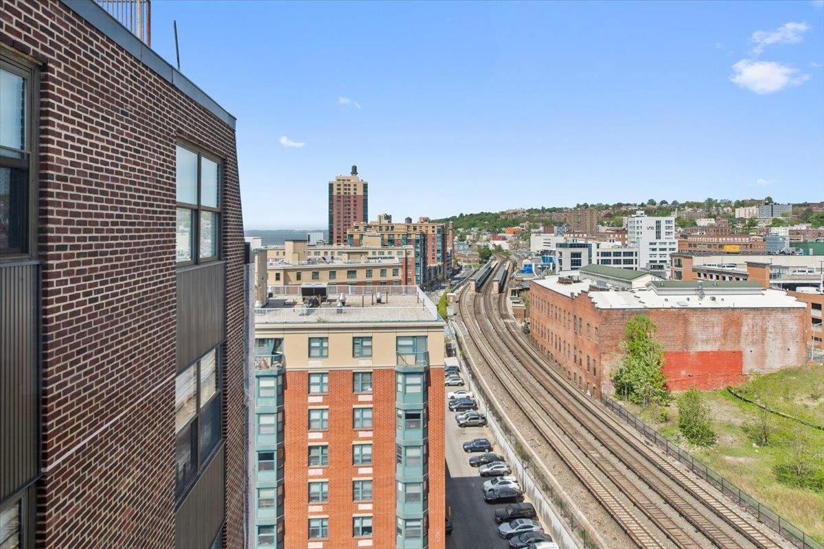 23 Water Grant Street # 11C, Yonkers, NY 10701