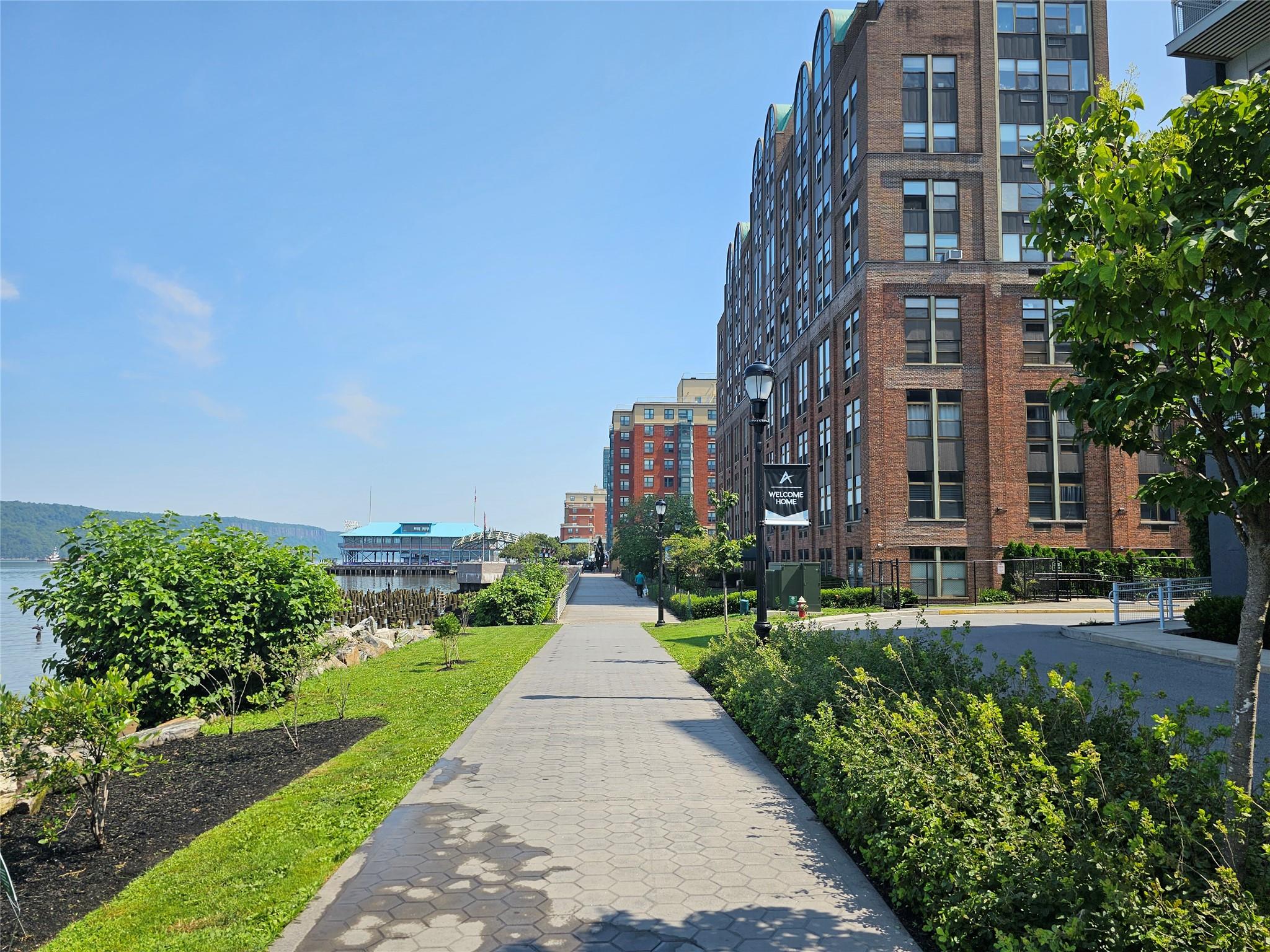 23 Water Grant Street # 11C, Yonkers, NY 10701