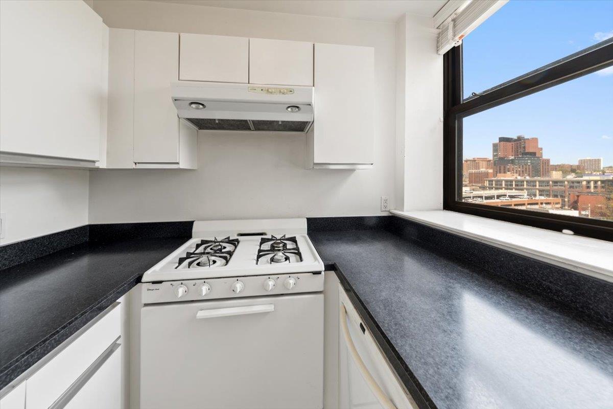 23 Water Grant Street # 11C, Yonkers, NY 10701
