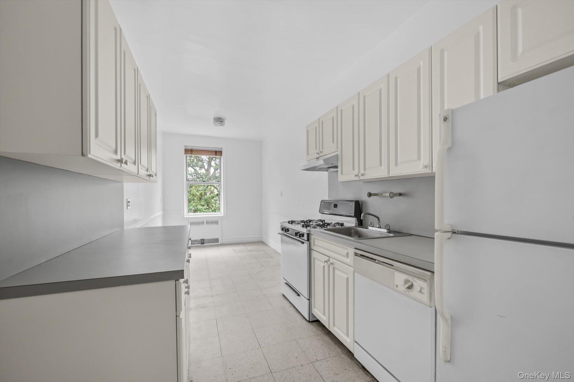 111-15 75th Avenue # 4K, Forest Hills, NY 11375