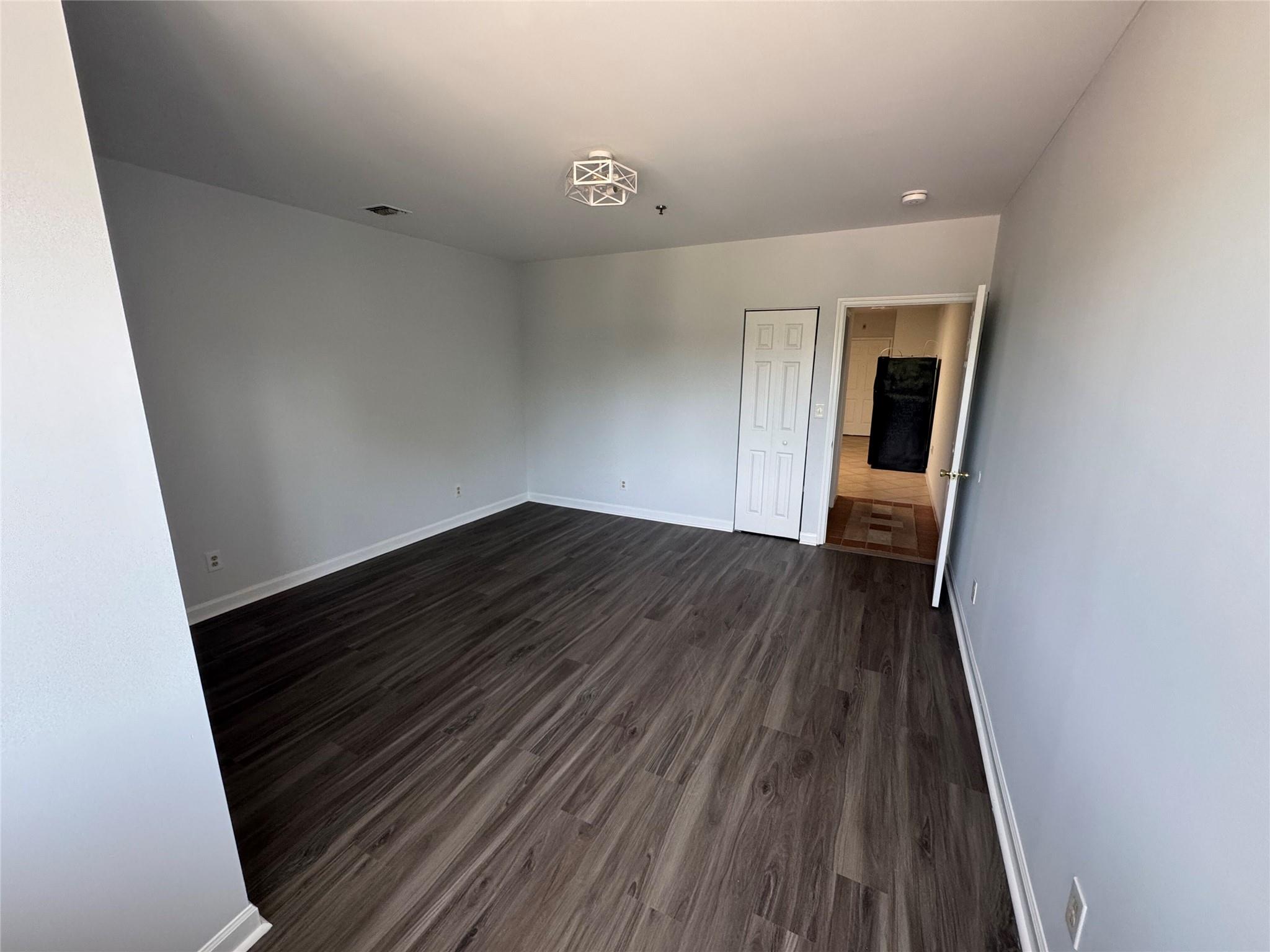 210 Main Street # 8, Port Jefferson, NY 11777