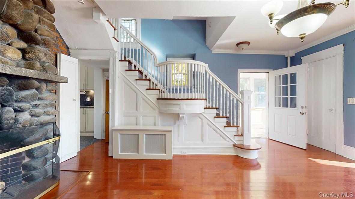 14 Hamilton Avenue, New Rochelle, NY 10801