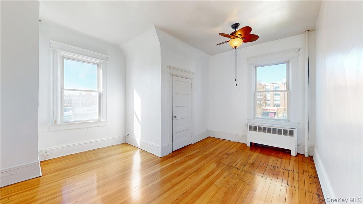 14 Hamilton Avenue, New Rochelle, NY 10801