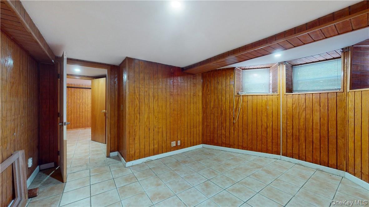 14 Hamilton Avenue, New Rochelle, NY 10801