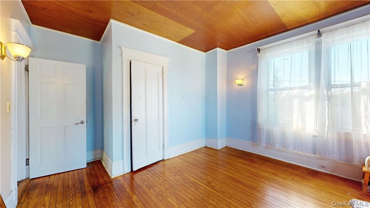 14 Hamilton Avenue, New Rochelle, NY 10801