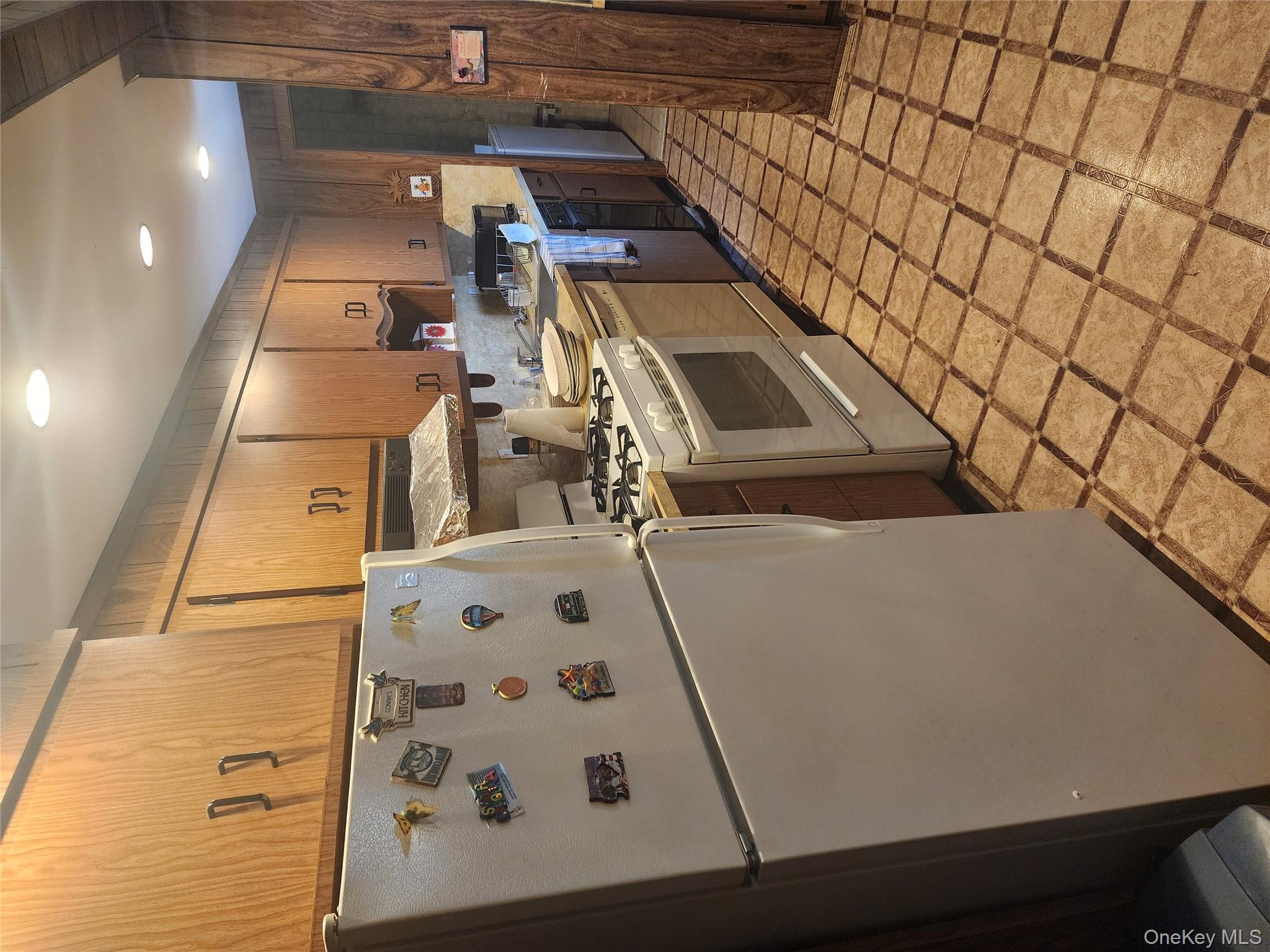 40 Powers Street, Brooklyn, NY 11211