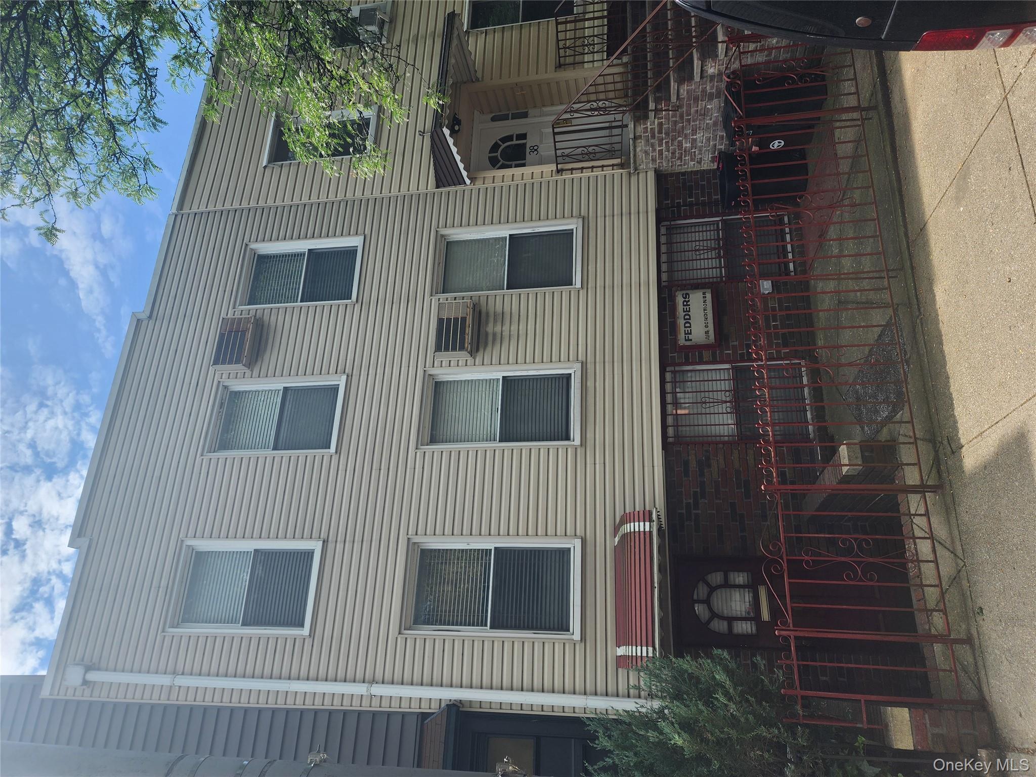 40 Powers Street, Brooklyn, NY 11211