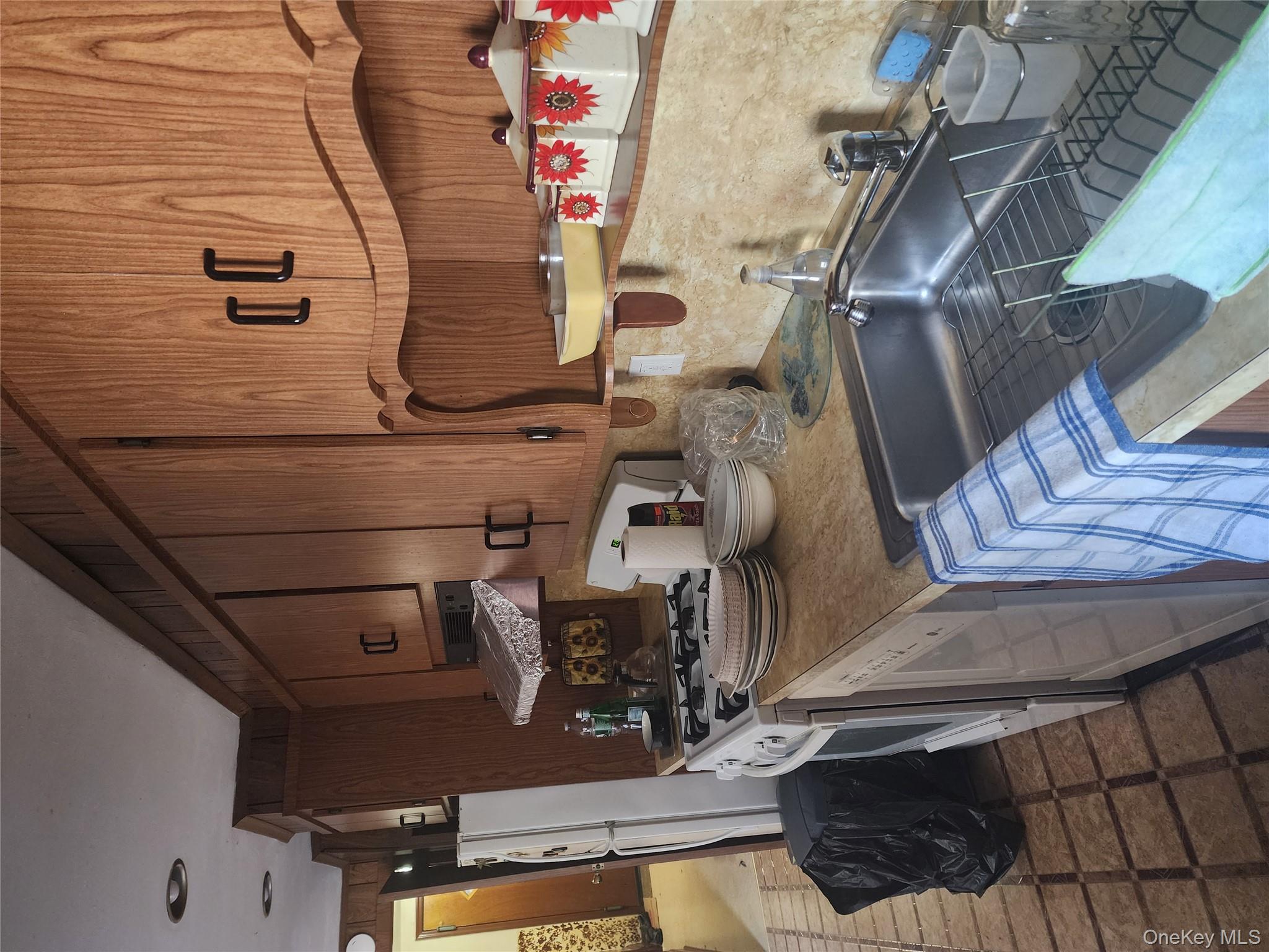 40 Powers Street, Brooklyn, NY 11211