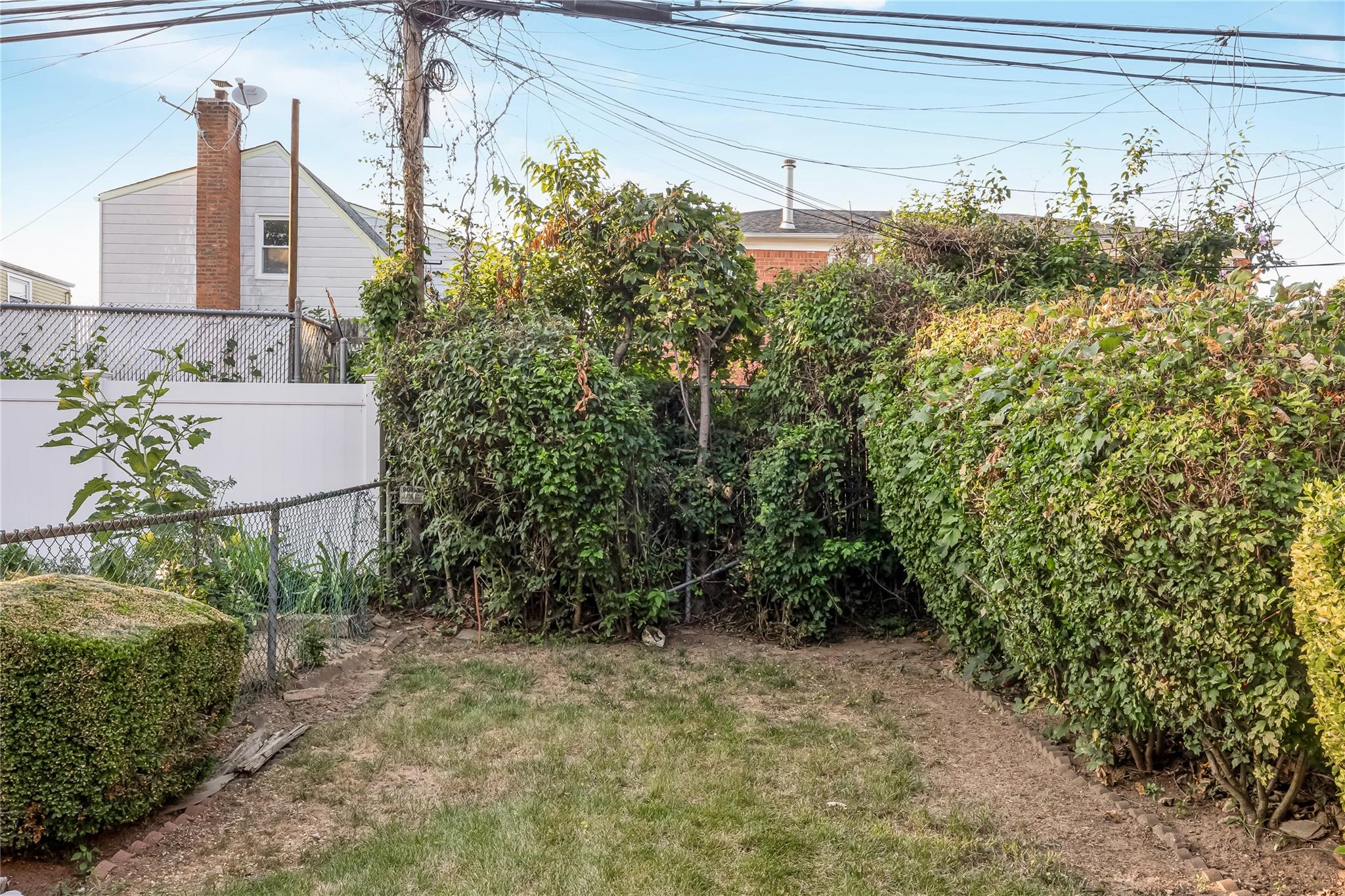 22533 Murdock Avenue, Cambria Heights, NY 11429