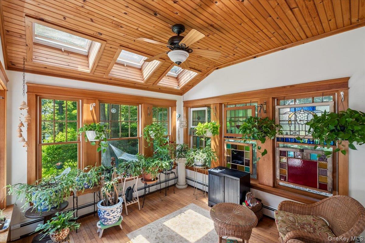 342 Lake Shore Road, Putnam Valley, NY 10579