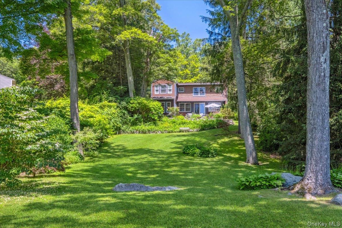 342 Lake Shore Road, Putnam Valley, NY 10579