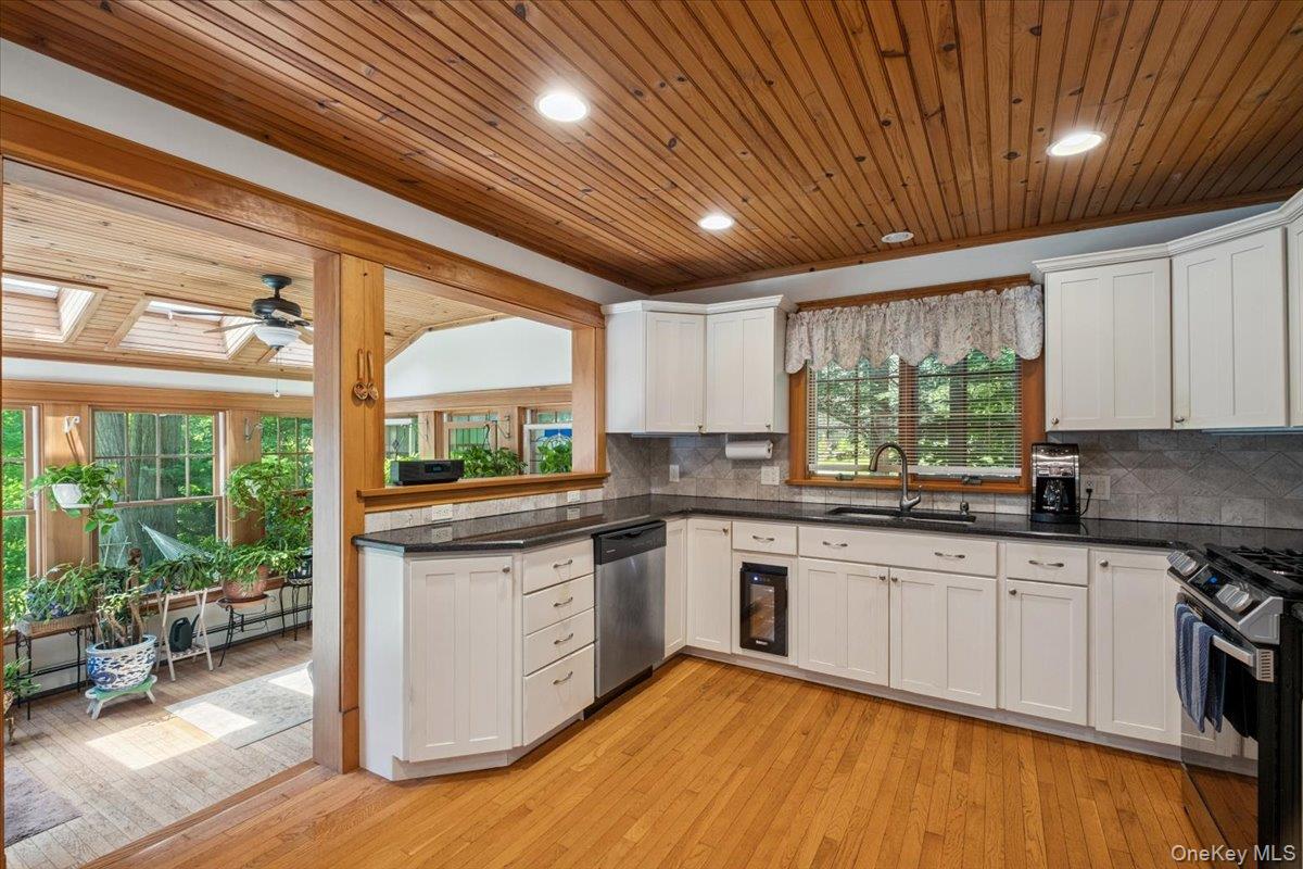 342 Lake Shore Road, Putnam Valley, NY 10579