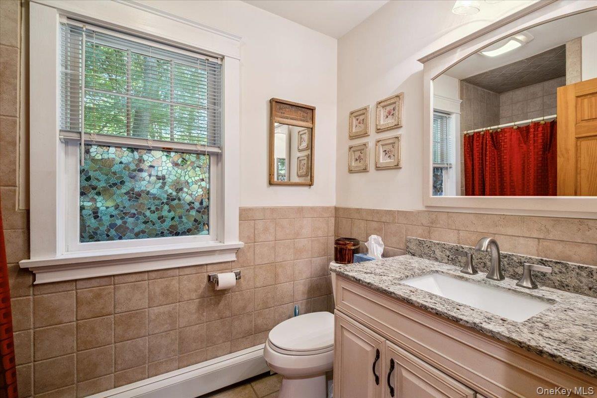 342 Lake Shore Road, Putnam Valley, NY 10579