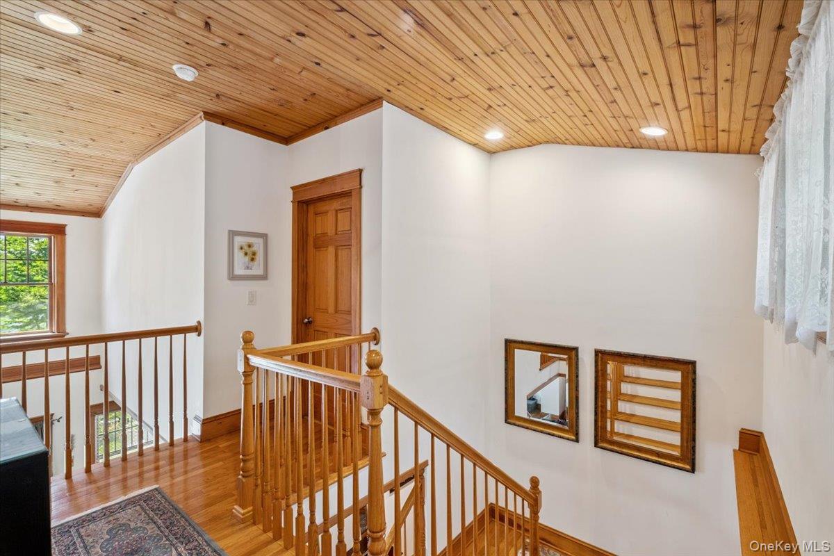 342 Lake Shore Road, Putnam Valley, NY 10579