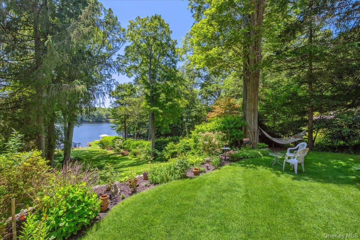 342 Lake Shore Road, Putnam Valley, NY 10579