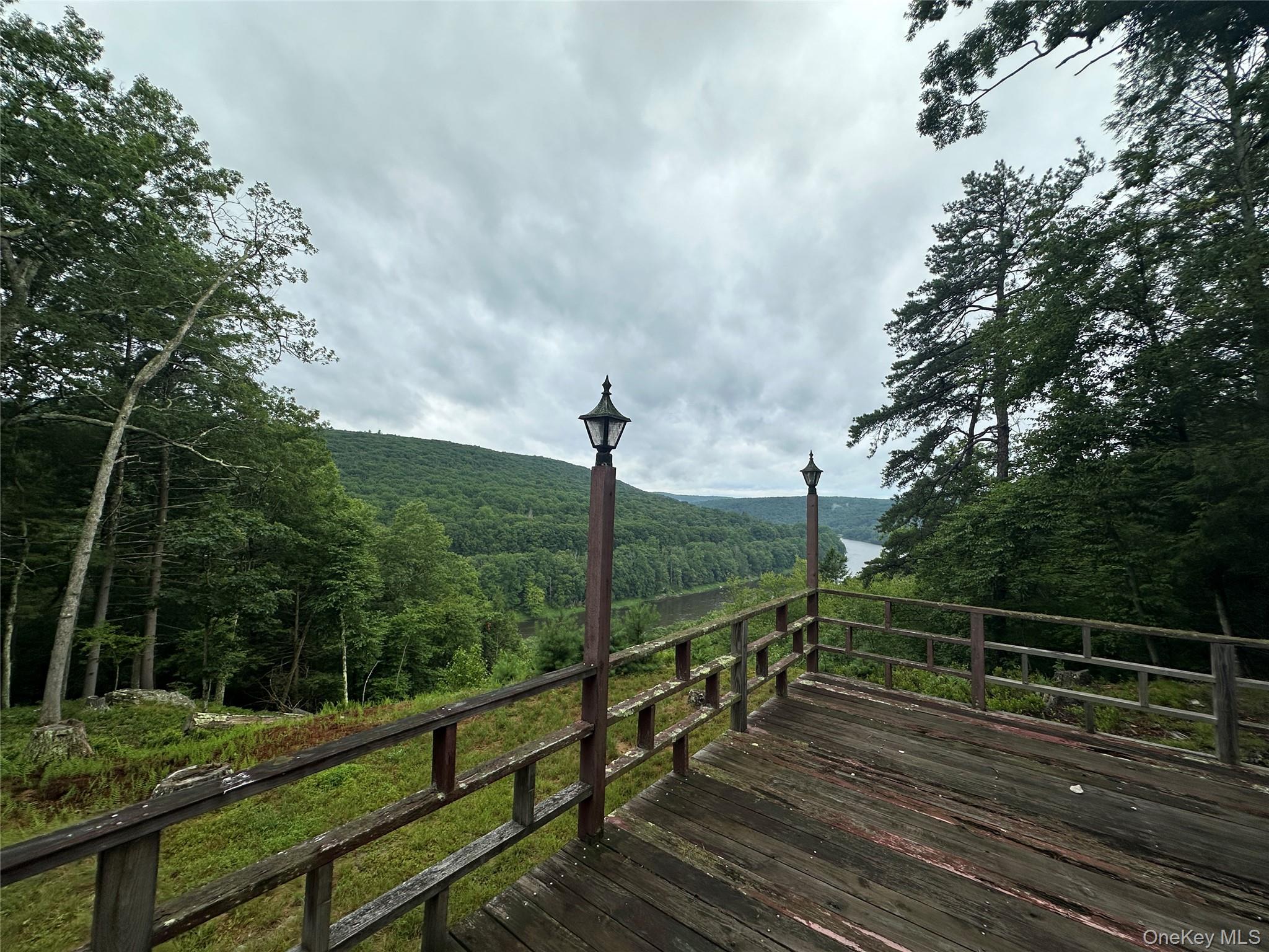 2139 State Route 97, Pond Eddy, NY 12770