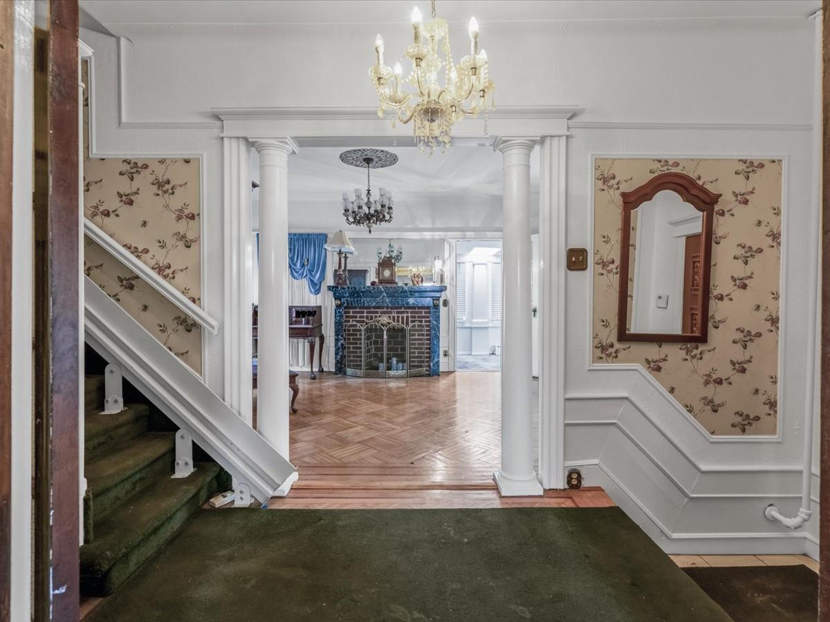 8944 98th Street, Woodhaven, NY 11421