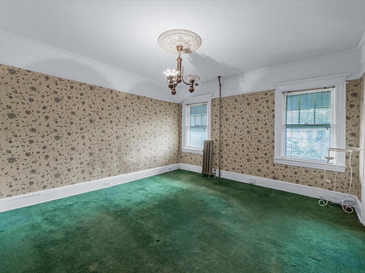 8944 98th Street, Woodhaven, NY 11421