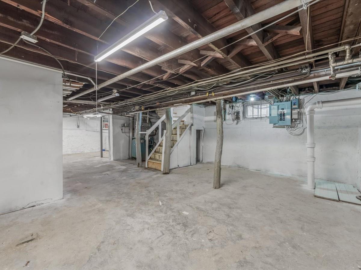 8944 98th Street, Woodhaven, NY 11421