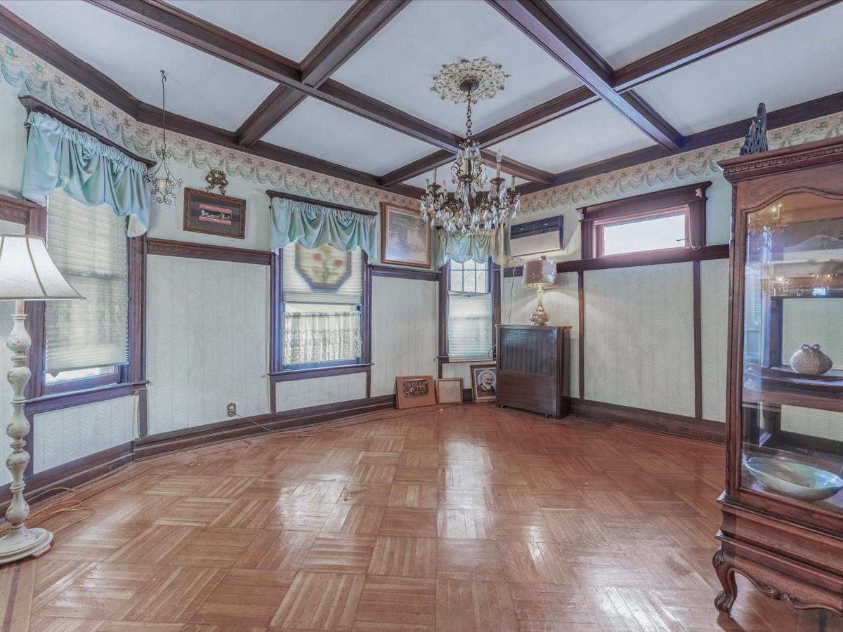 8944 98th Street, Woodhaven, NY 11421