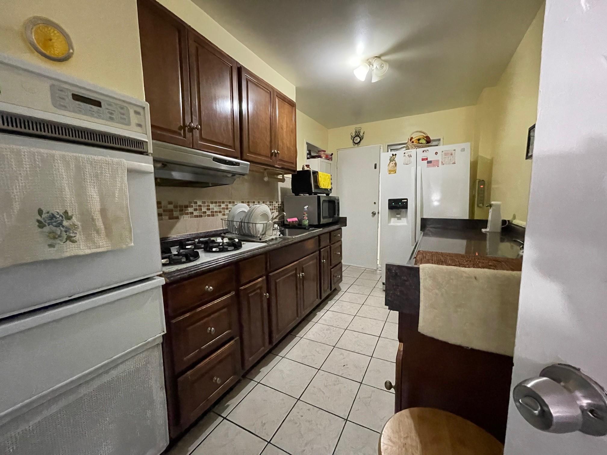 351 Autumn Avenue, Brooklyn, NY 11208