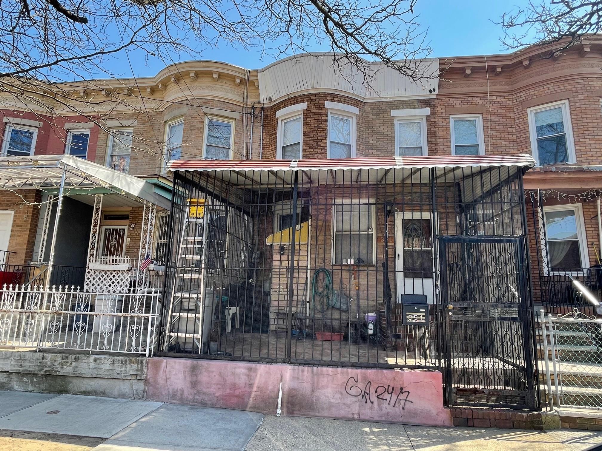 351 Autumn Avenue, Brooklyn, NY 11208