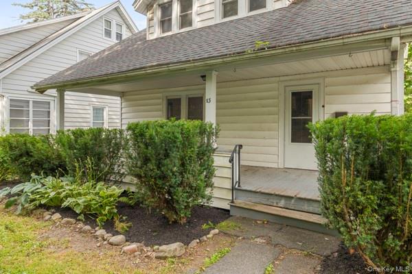 13 N Manheim Boulevard, New Paltz, NY 12561