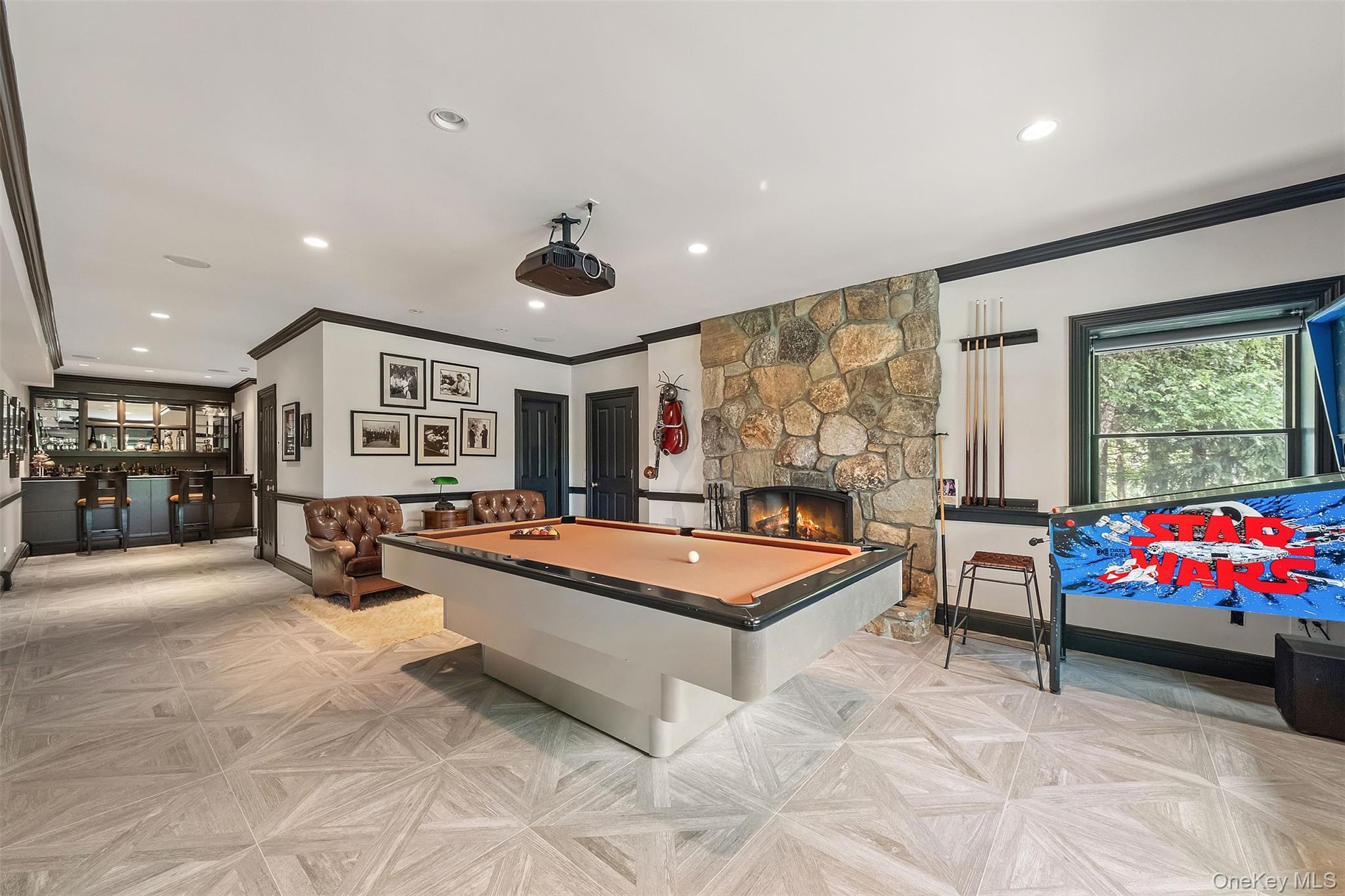 8 Ridgeview Circle, Armonk, NY 10504