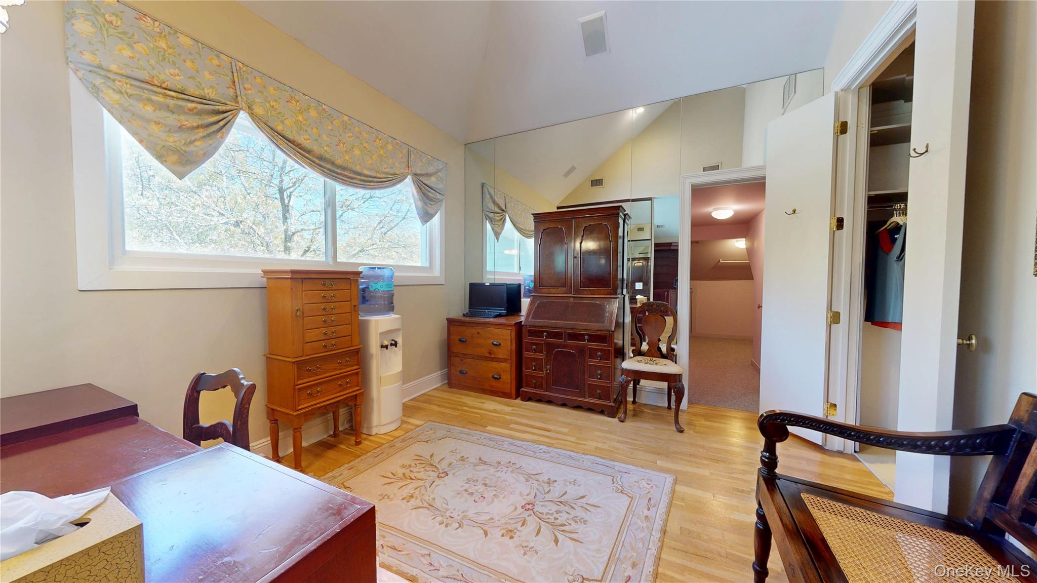 124 Montauk Highway, Westhampton, NY 11977