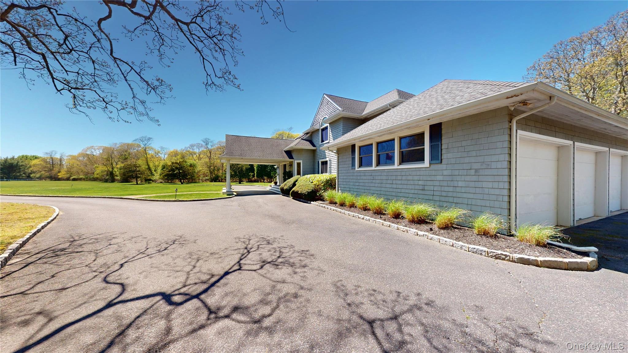 124 Montauk Highway, Westhampton, NY 11977