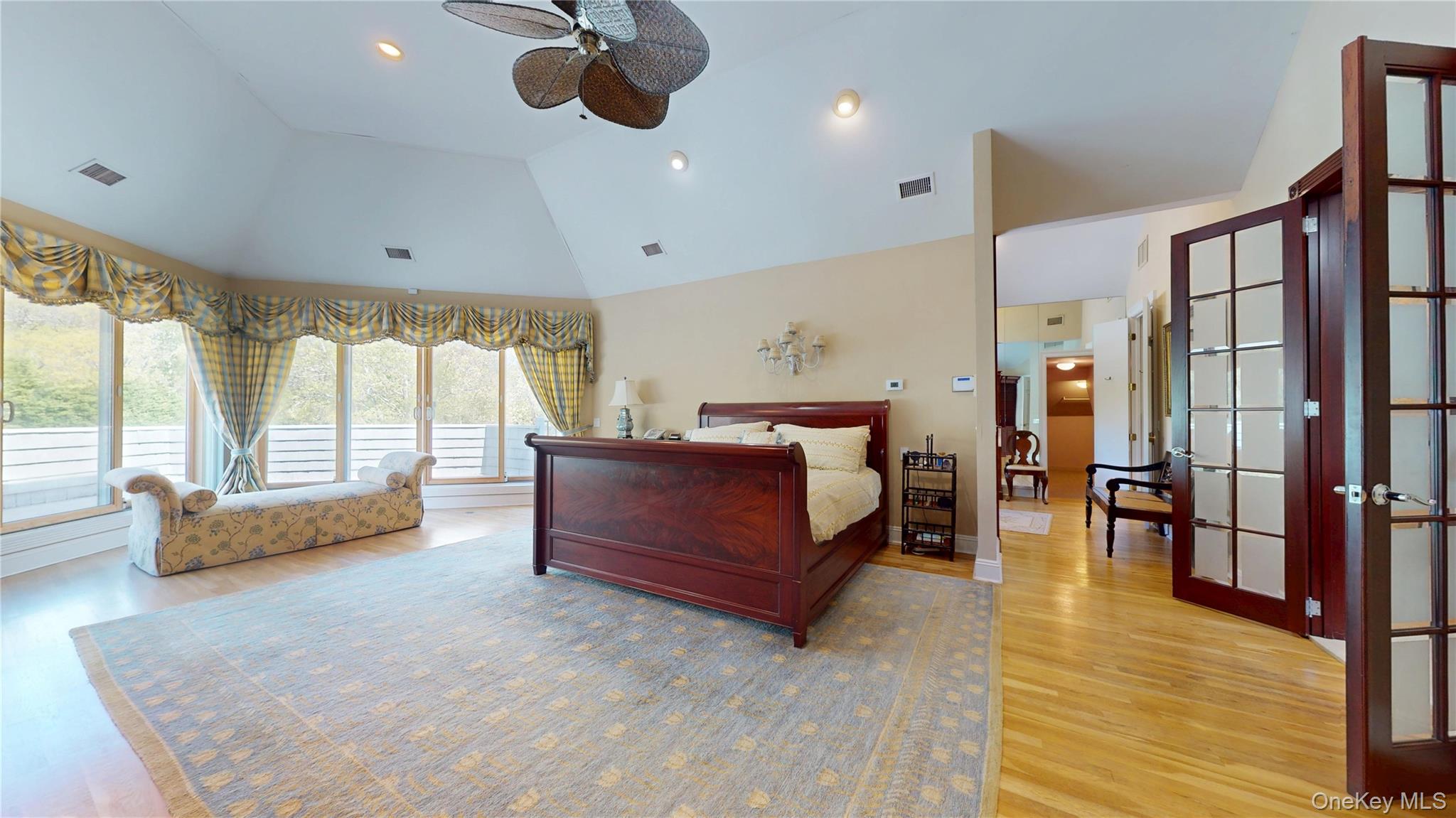 124 Montauk Highway, Westhampton, NY 11977