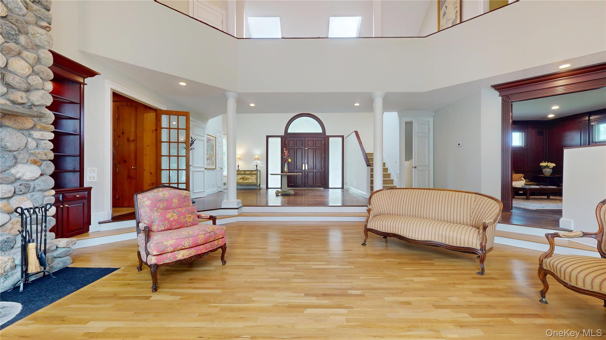 124 Montauk Highway, Westhampton, NY 11977