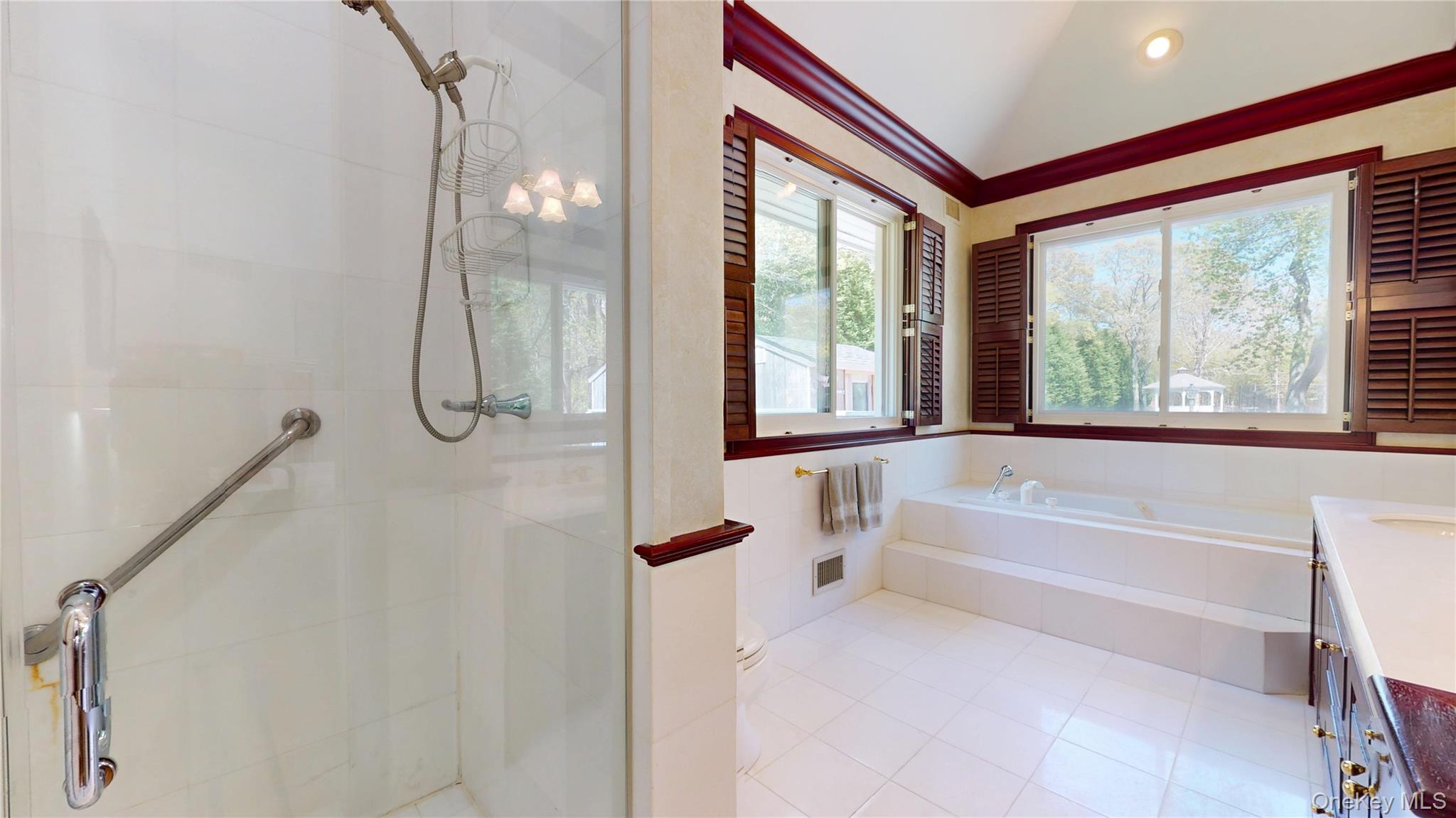 124 Montauk Highway, Westhampton, NY 11977