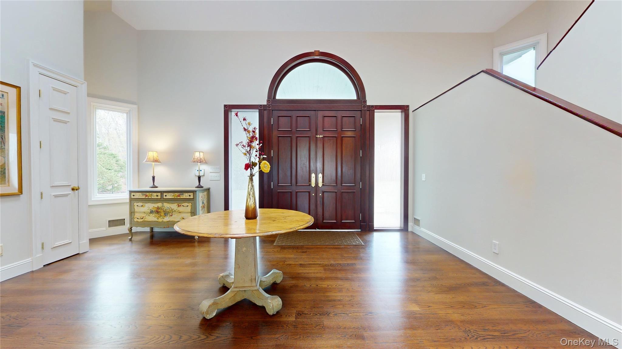 124 Montauk Highway, Westhampton, NY 11977