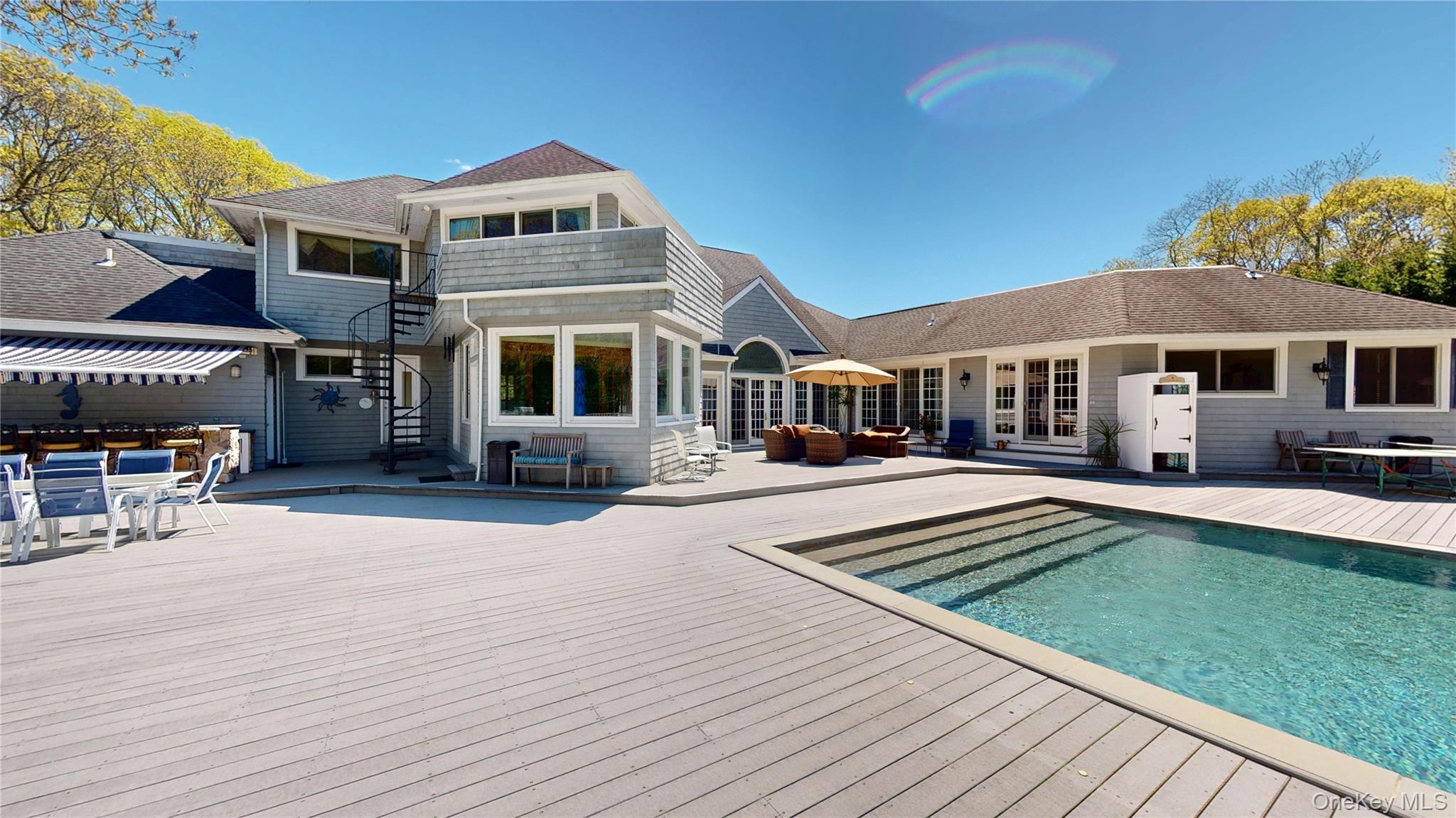 124 Montauk Highway, Westhampton, NY 11977