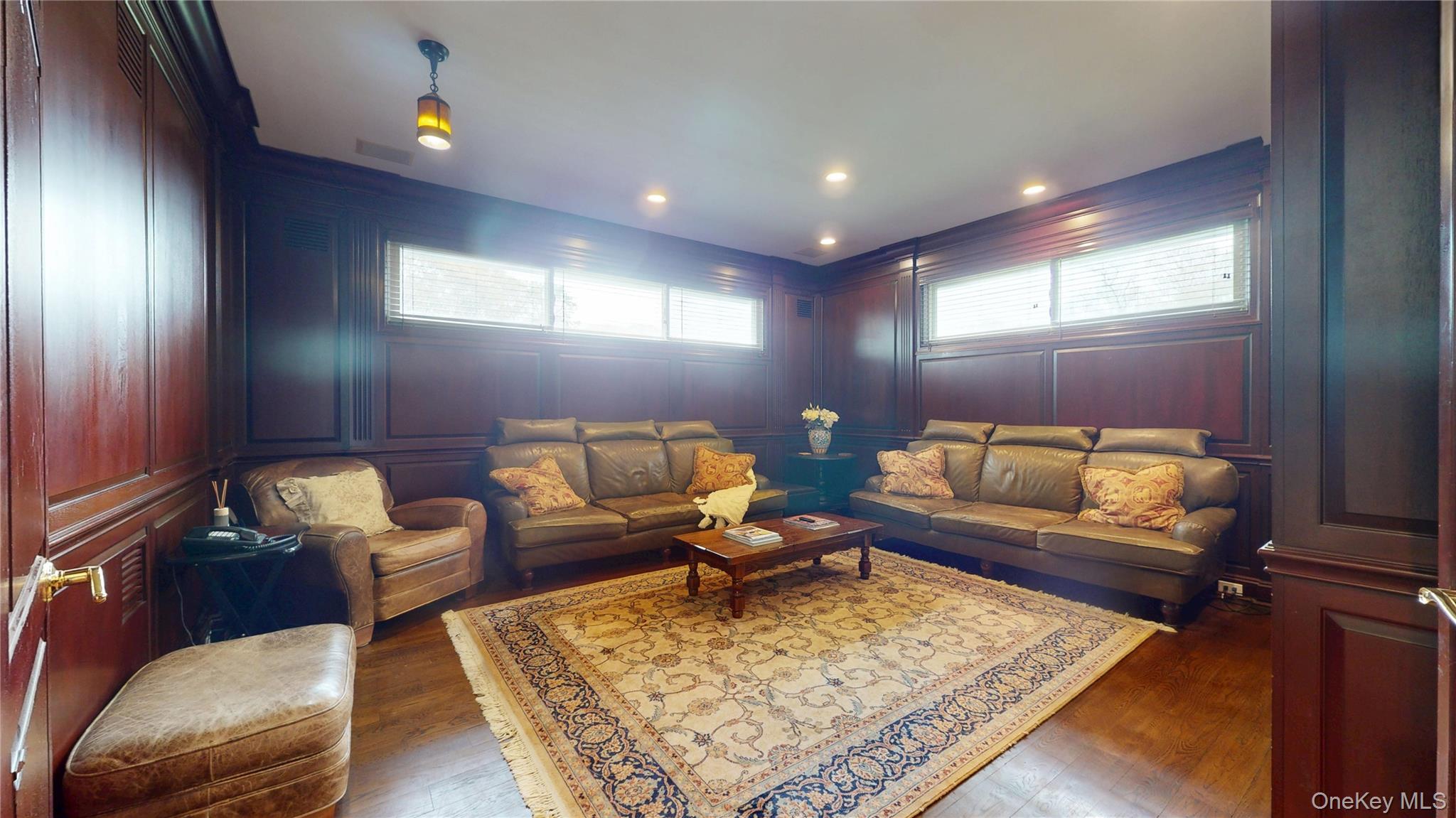 124 Montauk Highway, Westhampton, NY 11977