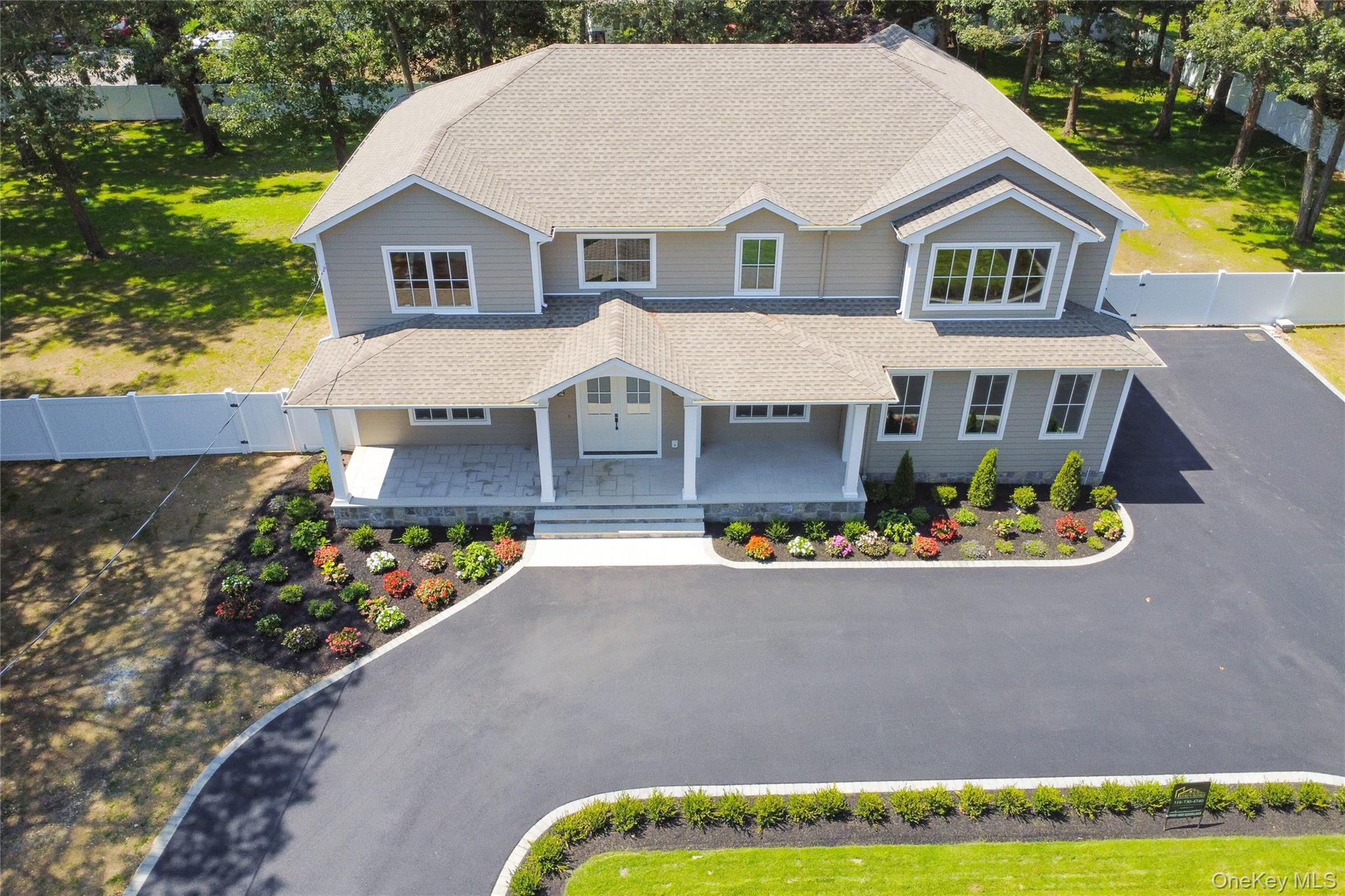 654 Caledonia Road, Dix Hills, NY 11746