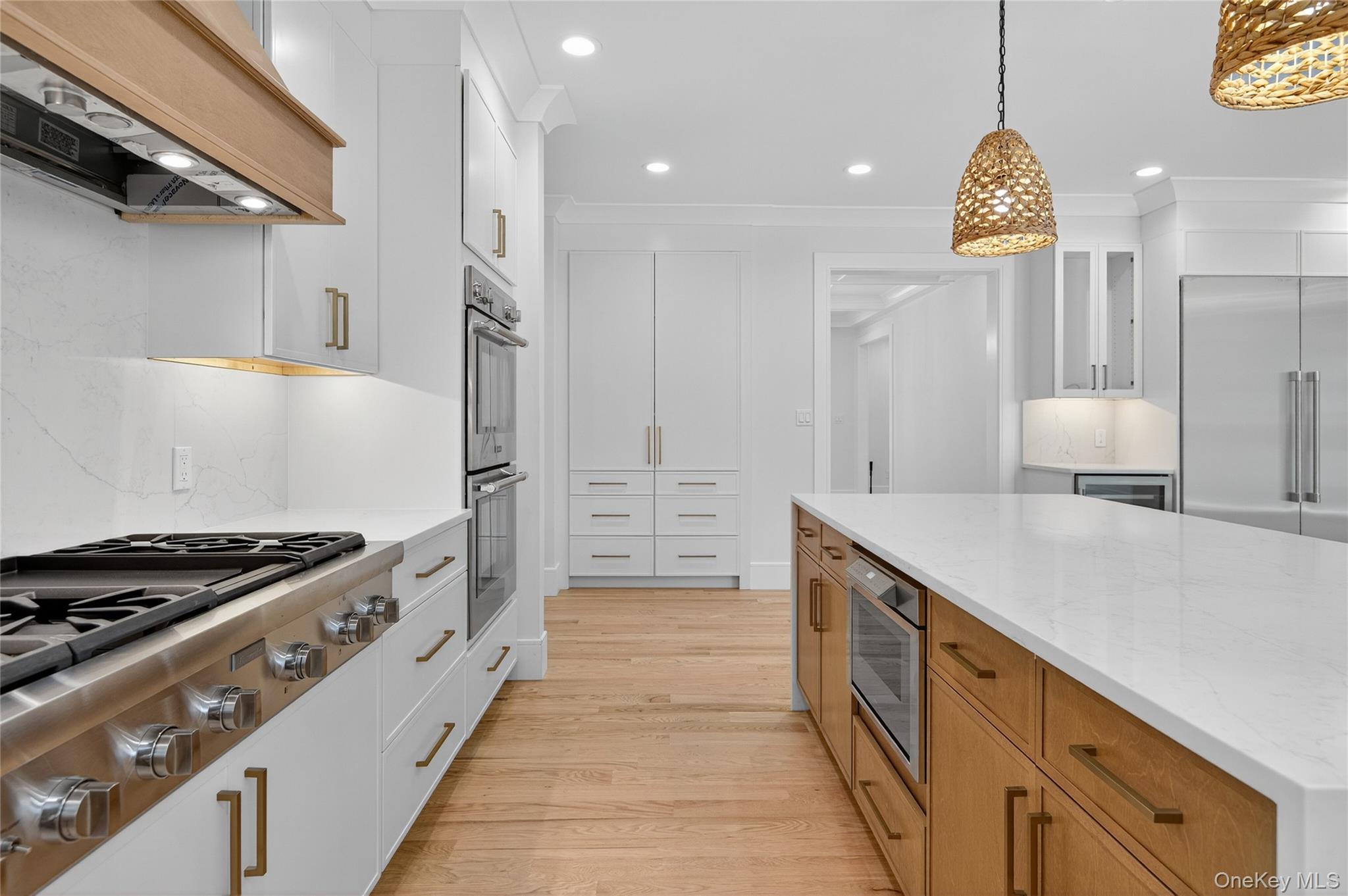 654 Caledonia Road, Dix Hills, NY 11746