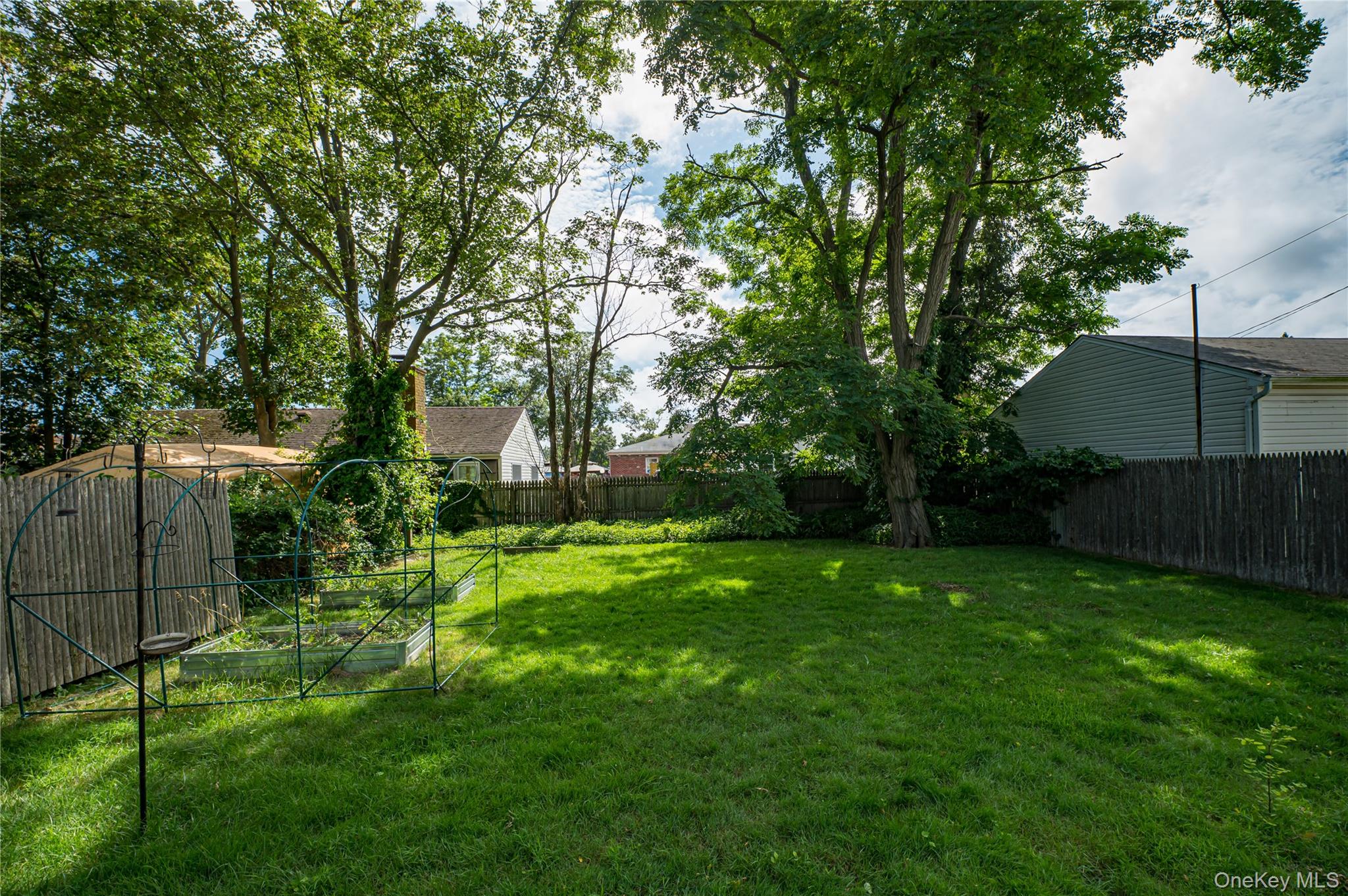 284 4th Avenue, Bay Shore, NY 11706