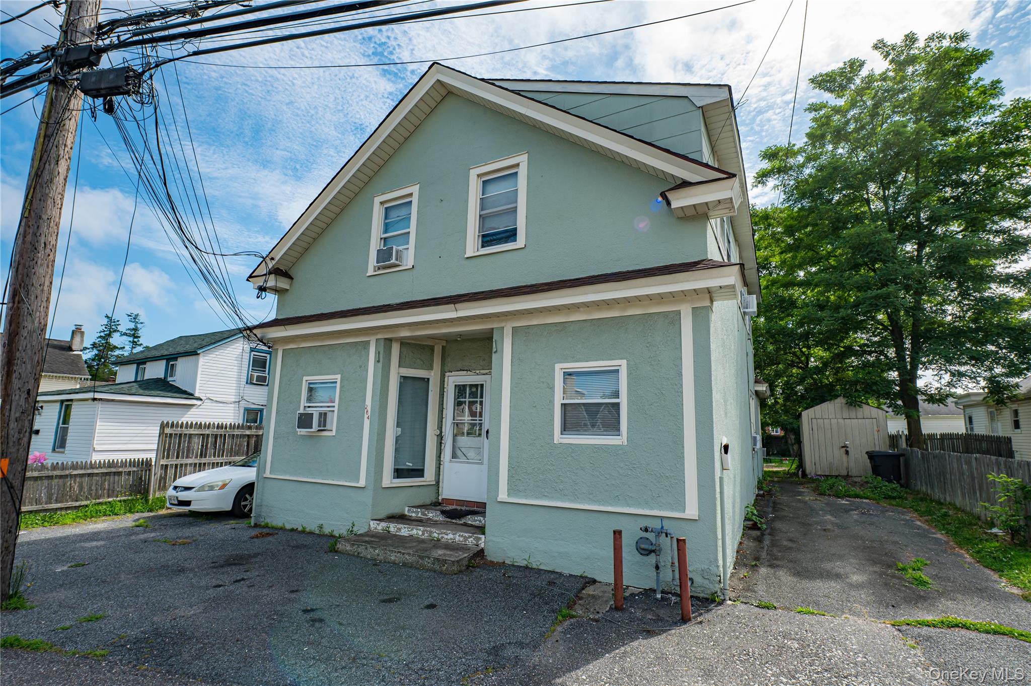 284 4th Avenue, Bay Shore, NY 11706