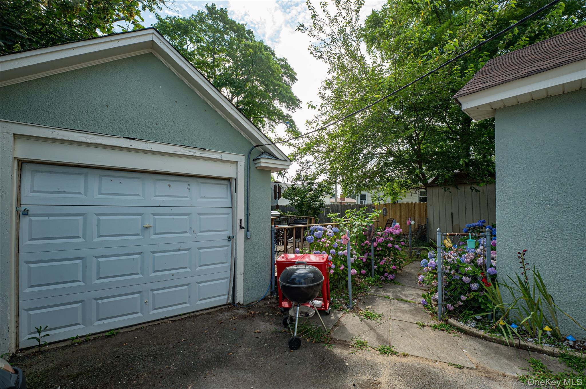 284 4th Avenue, Bay Shore, NY 11706