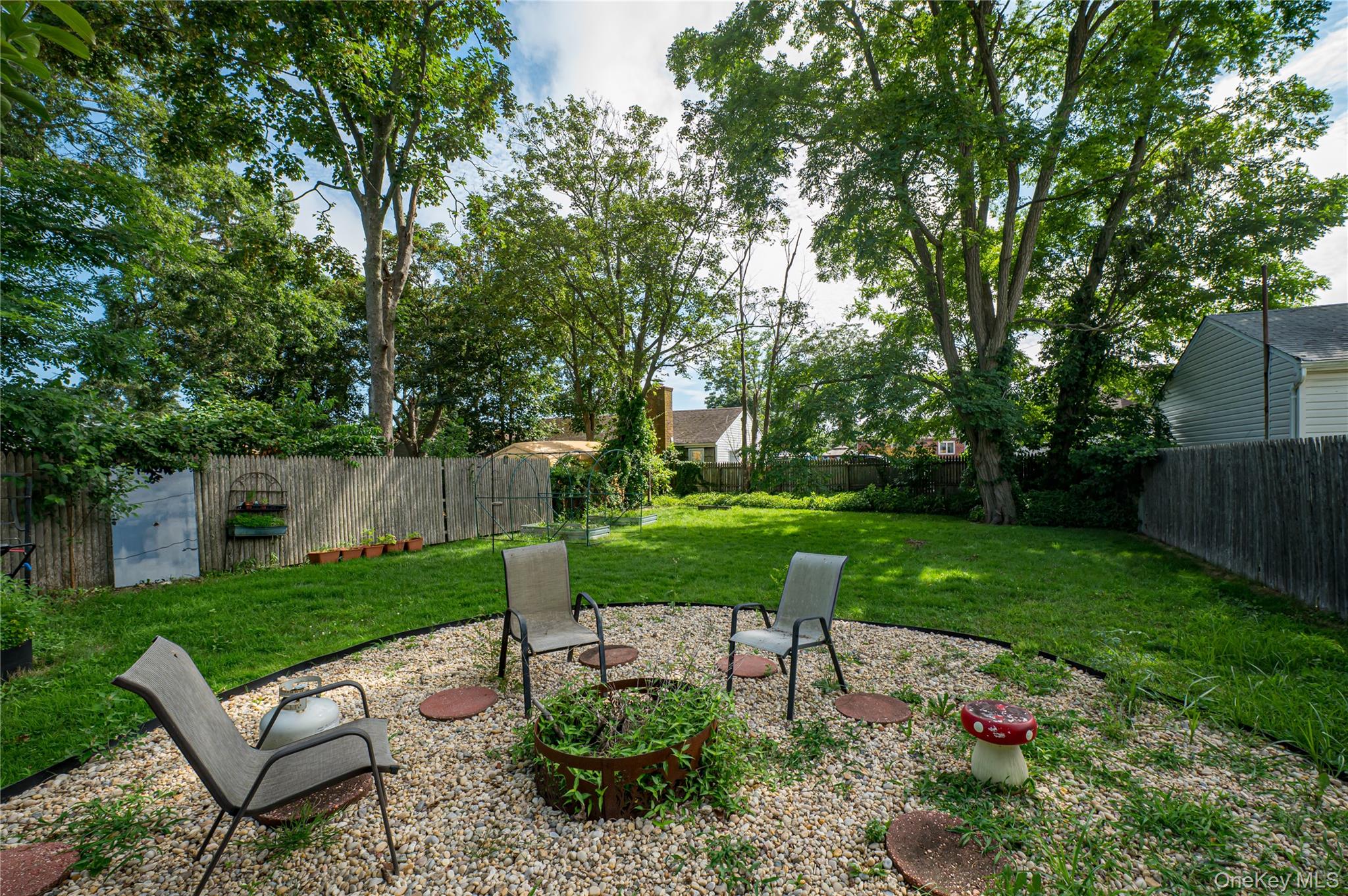 284 4th Avenue, Bay Shore, NY 11706