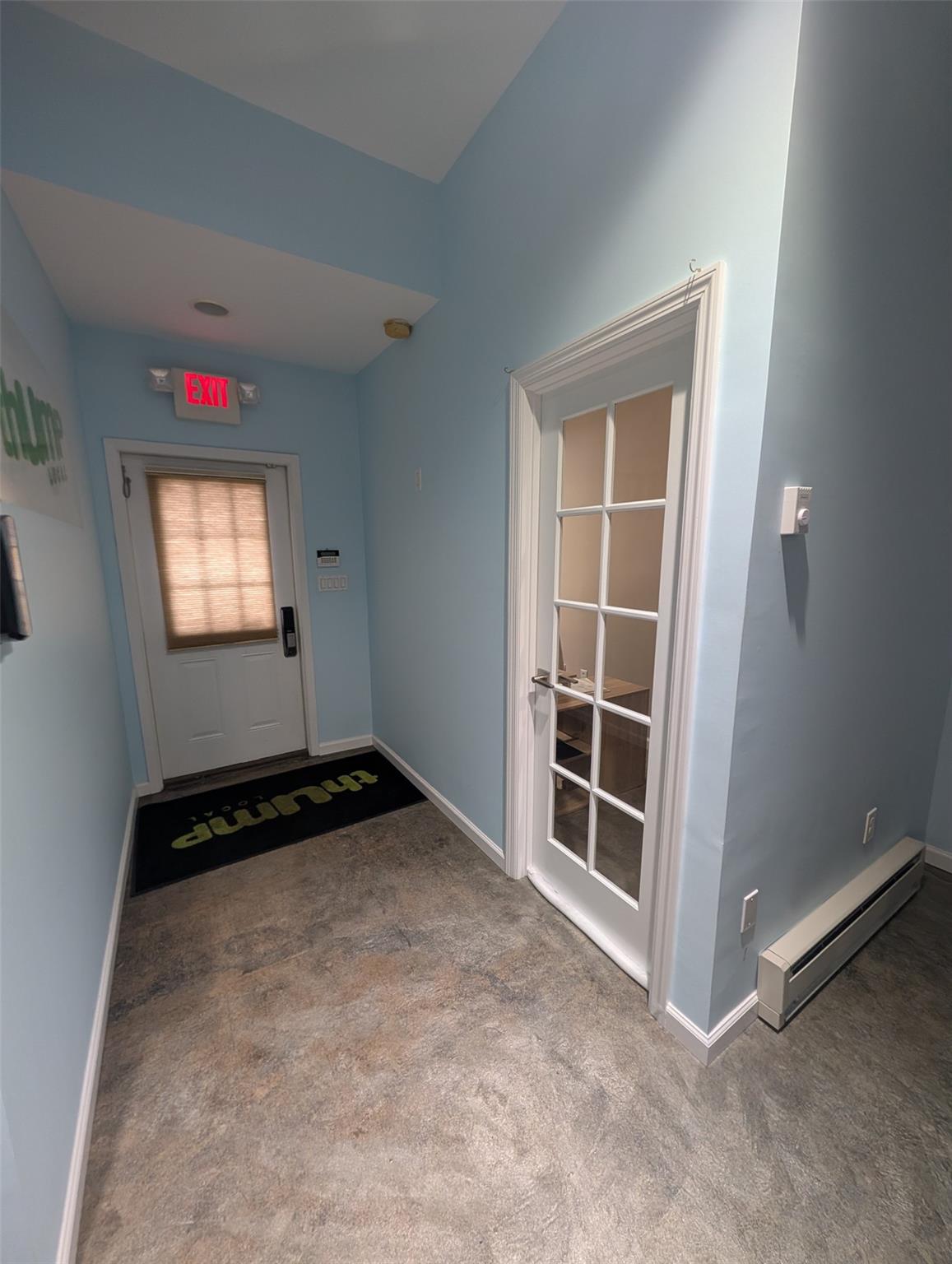95 Rockaway Avenue, Valley Stream, NY 11580