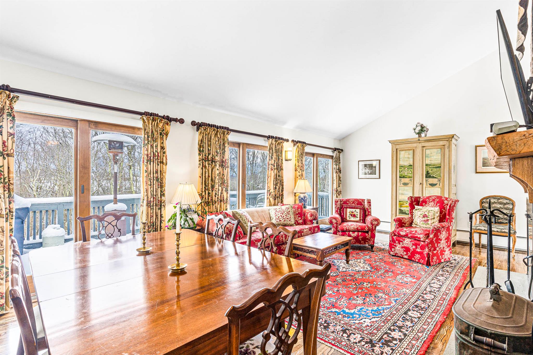 860 Hunns Lake, Stanfordville, NY 12581