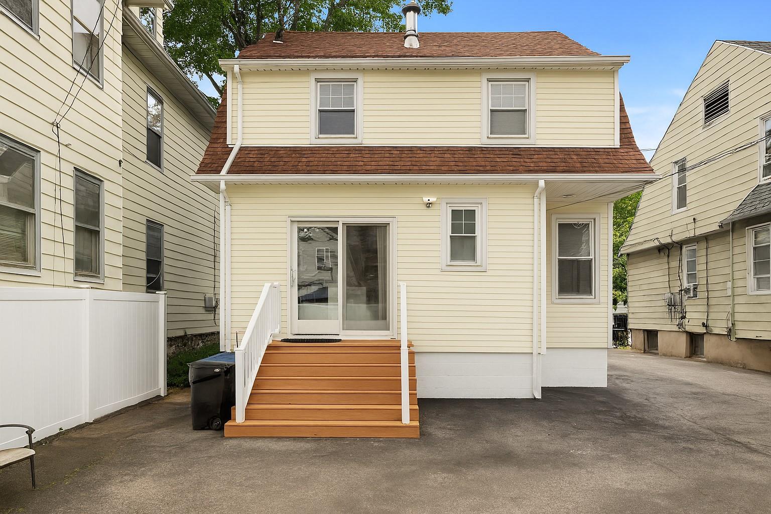 51 Lincoln Street, New Rochelle, NY 10801