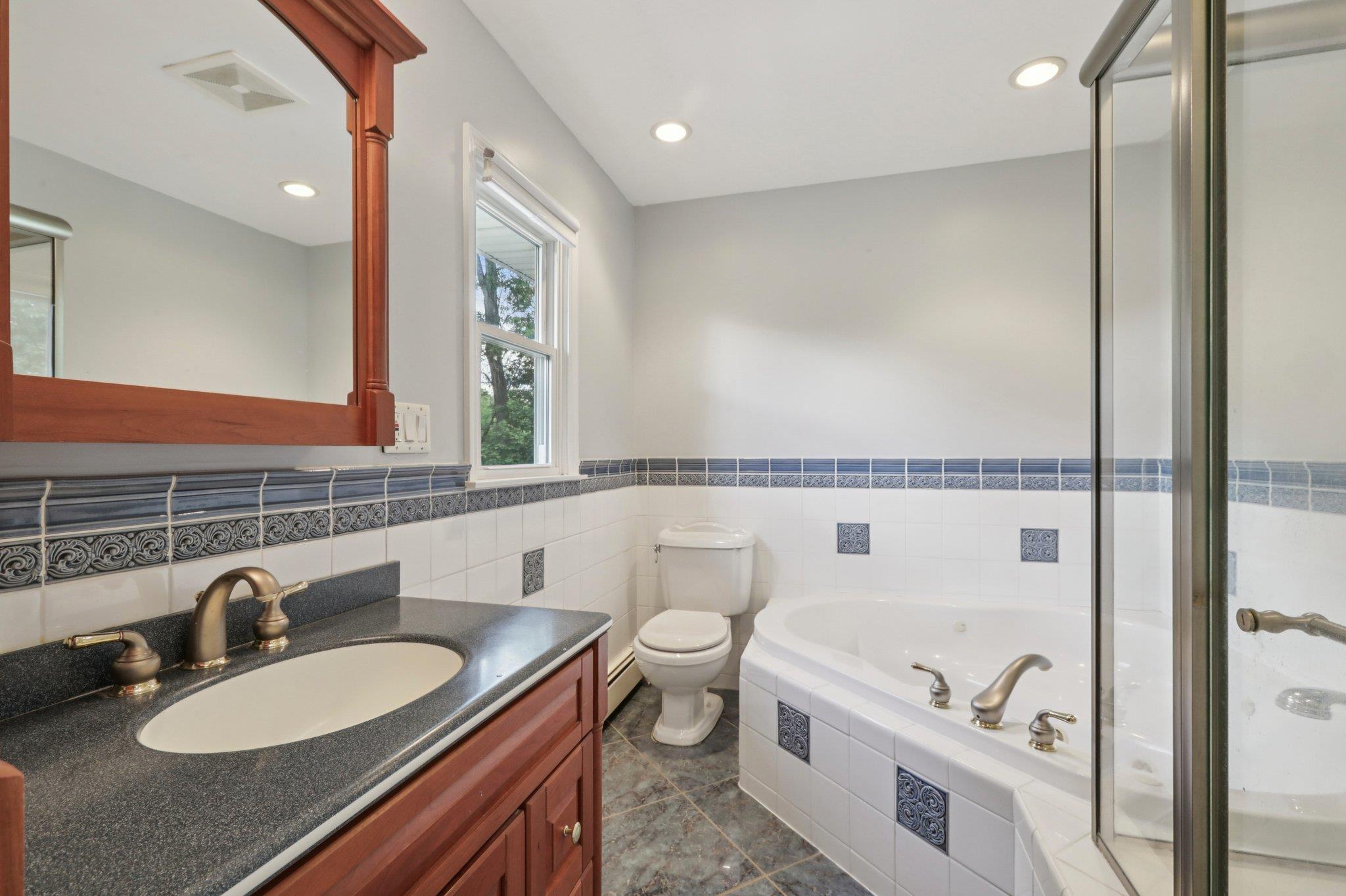 1 Martha Lane, Pearl River, NY 10965